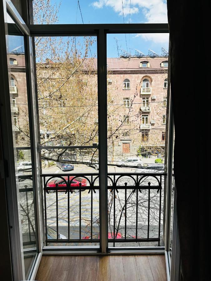 City Center Apartment On Sayat Nova Street Yerevan Exterior foto